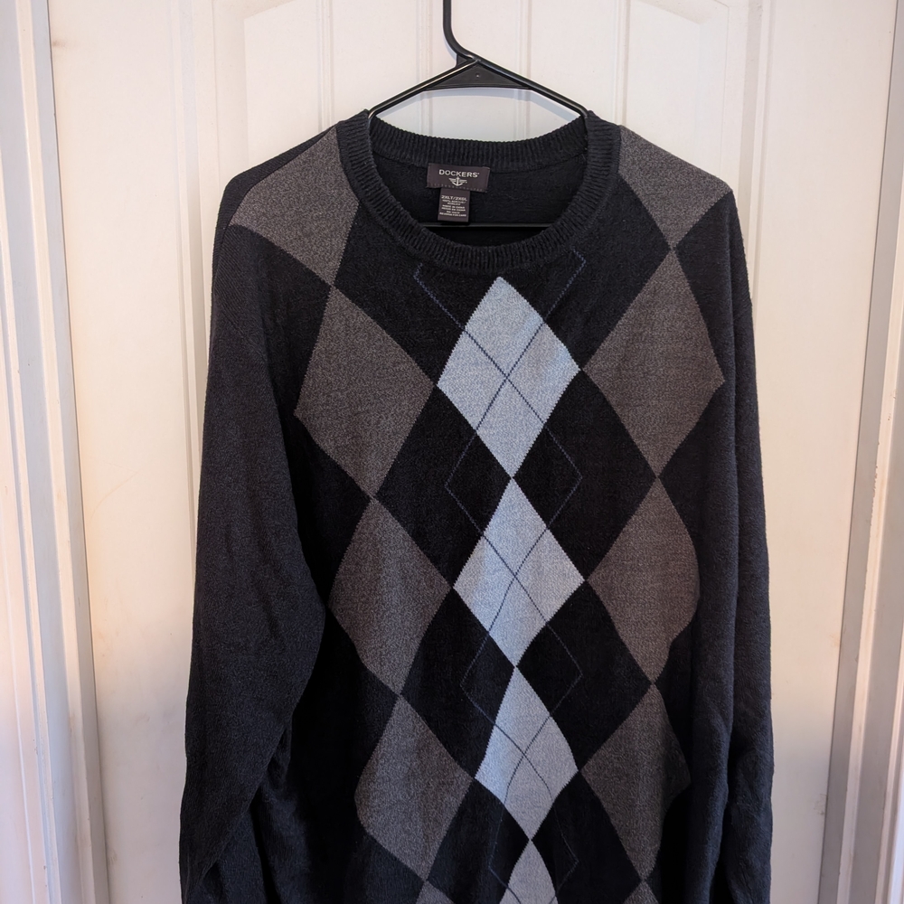 Dockers Men's Crewneck Argyle Sweater - Black and Gray